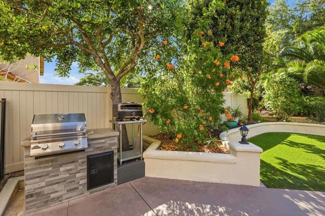 7746 Goldfish, San Diego, CA 92129