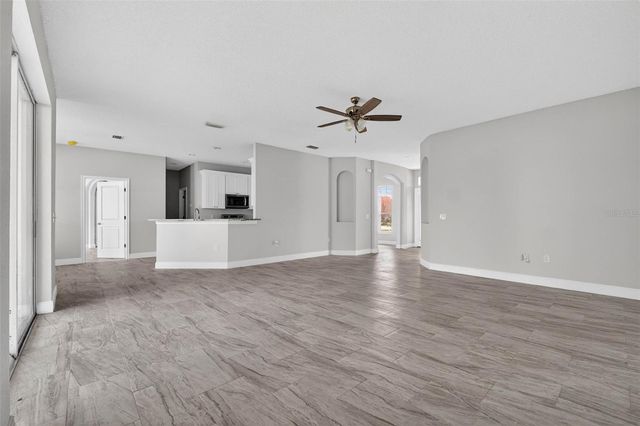 183 LAKE THOMAS, Winter Haven, FL 33880