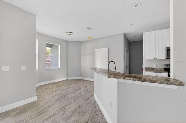 183 LAKE THOMAS, Winter Haven, FL 33880