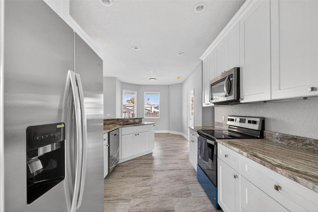 183 LAKE THOMAS, Winter Haven, FL 33880