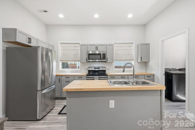 87 Arcadia Street, Rock Hill, SC 29730