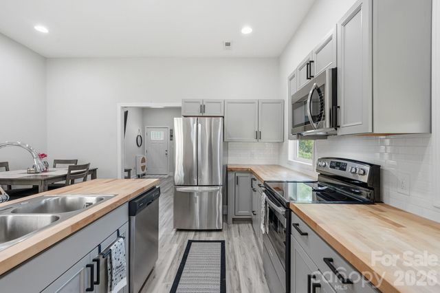 87 Arcadia Street, Rock Hill, SC 29730