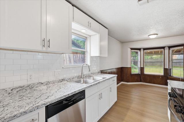 3046 Gene Lane, Haltom City, TX 76117