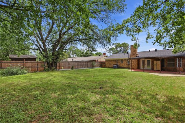 3046 Gene Lane, Haltom City, TX 76117