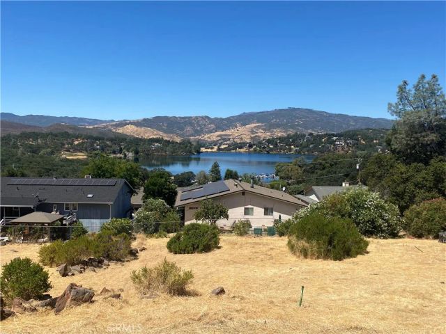17211 Meadow View, Hidden Valley Lake, CA 95467