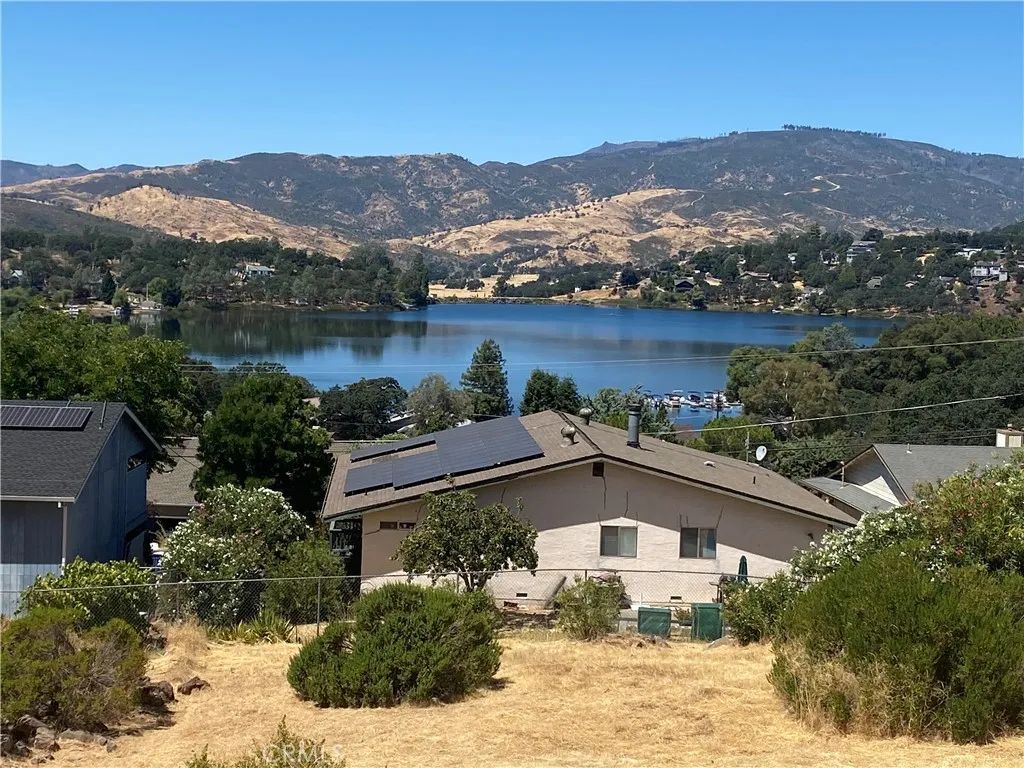 17211 Meadow View, Hidden Valley Lake, CA 95467