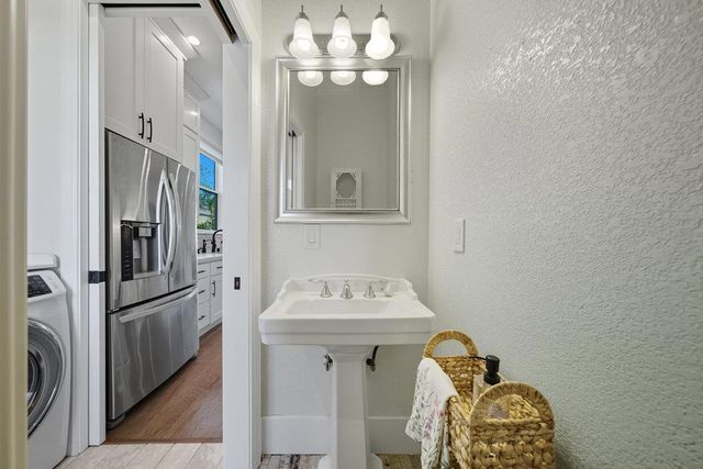 320 N Ellsworth Avenue, San Mateo, CA 94401