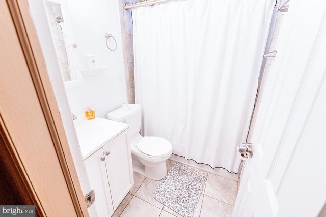 33 STRATFORD AVENUE, Ewing, NJ 08618