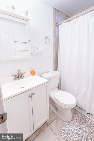 33 STRATFORD AVENUE, Ewing, NJ 08618
