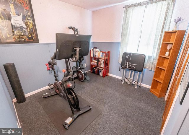 33 STRATFORD AVENUE, Ewing, NJ 08618