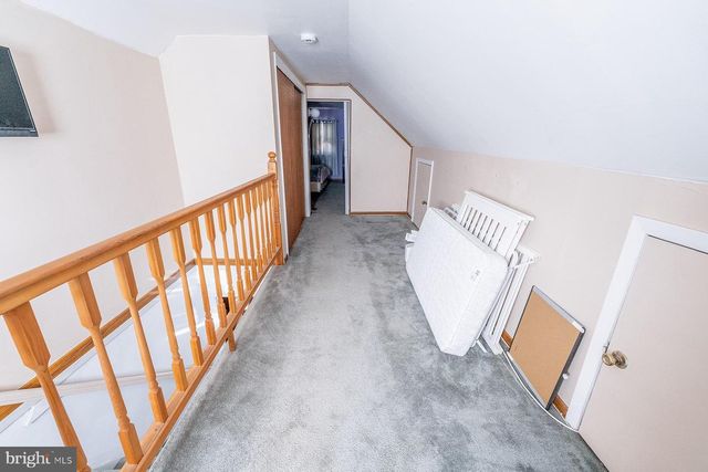 33 STRATFORD AVENUE, Ewing, NJ 08618