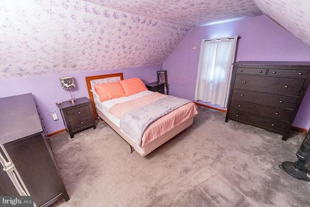 33 STRATFORD AVENUE, Ewing, NJ 08618