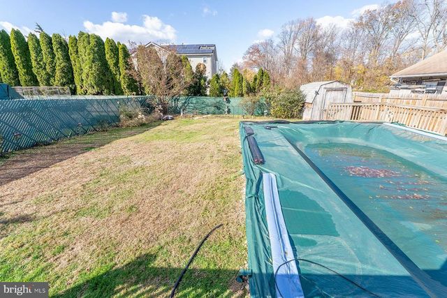 33 STRATFORD AVENUE, Ewing, NJ 08618