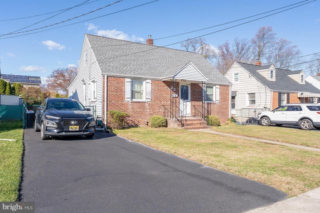 33 STRATFORD AVENUE, Ewing, NJ 08618
