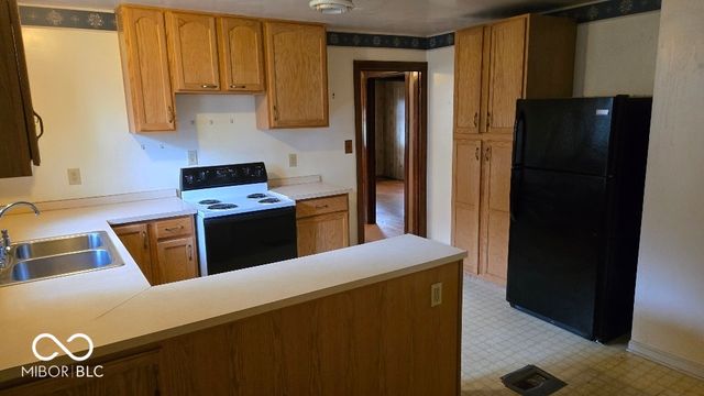 7112 Dobson Street, Indianapolis, IN 46268