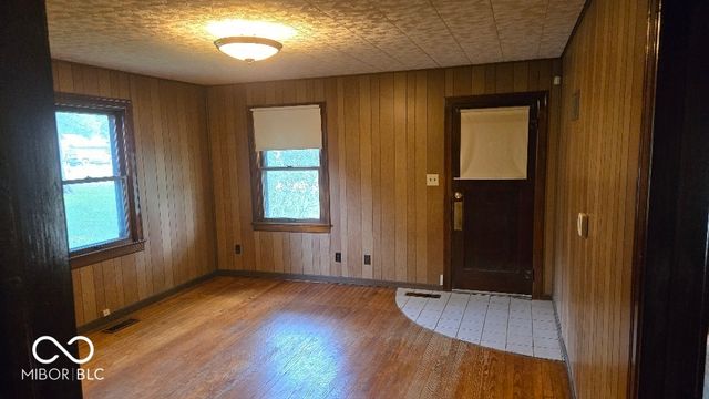 7112 Dobson Street, Indianapolis, IN 46268
