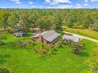 9238 County Line Road, Willis, TX 77378