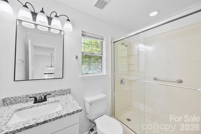 8413 Woodford Bridge Drive, Charlotte, NC 28216