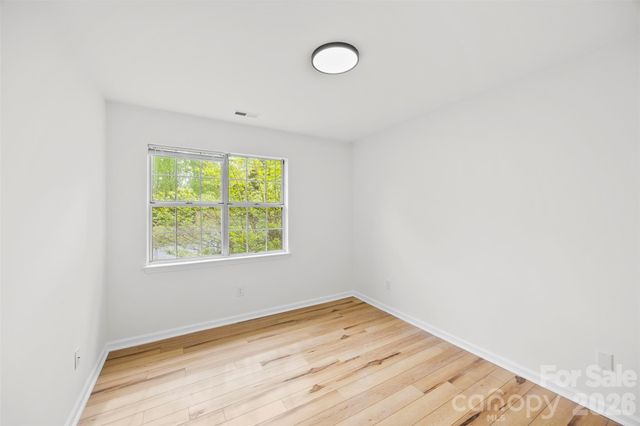 8413 Woodford Bridge Drive, Charlotte, NC 28216