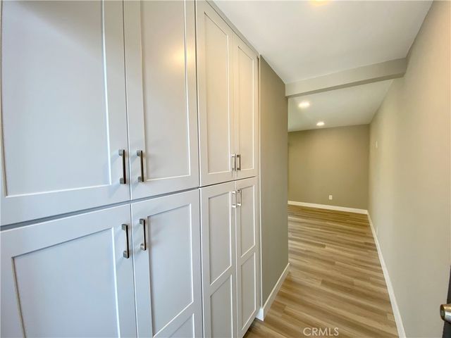 919 E Acacia Avenue O, Glendale, CA 91205