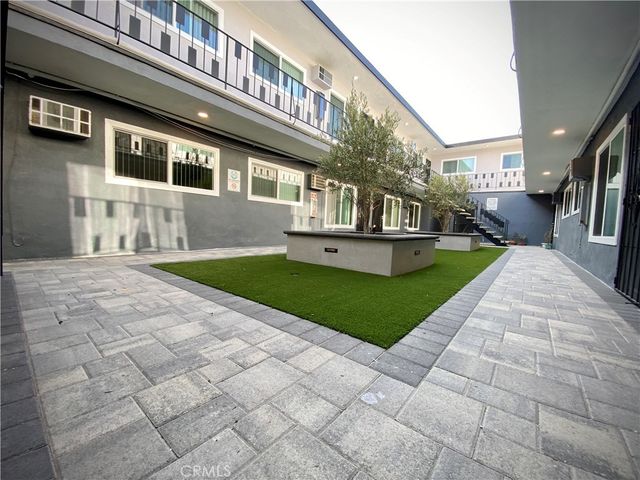 919 E Acacia Avenue O, Glendale, CA 91205