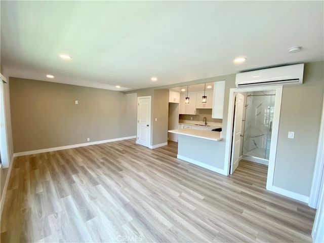 919 E Acacia Avenue O, Glendale, CA 91205