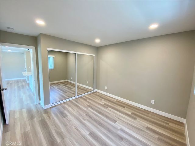 919 E Acacia Avenue O, Glendale, CA 91205