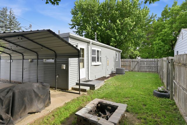 1221 N 21ST Street, Council Bluffs, IA 51501