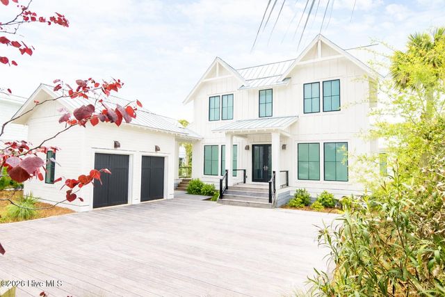 196 Portsmouth Way, Southport, NC 28461