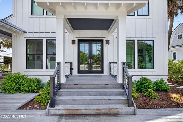 196 Portsmouth Way, Southport, NC 28461