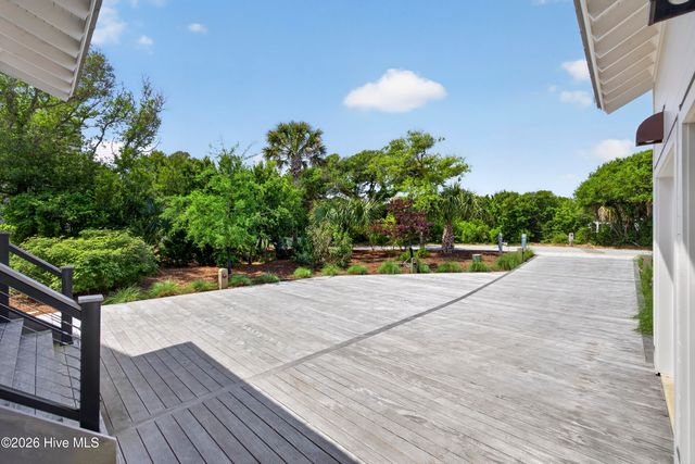 196 Portsmouth Way, Southport, NC 28461