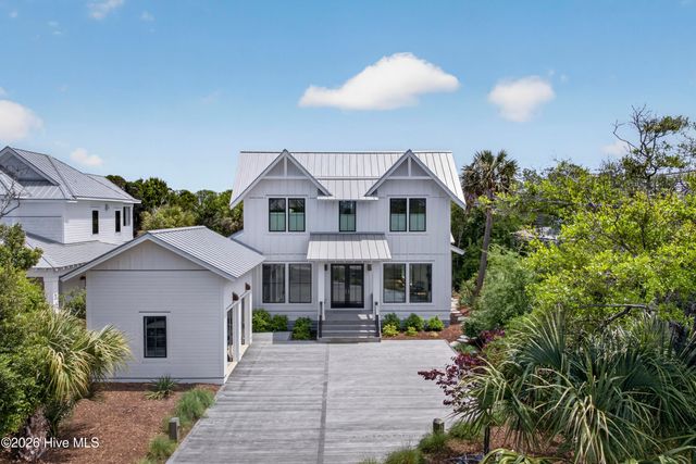 196 Portsmouth Way, Southport, NC 28461