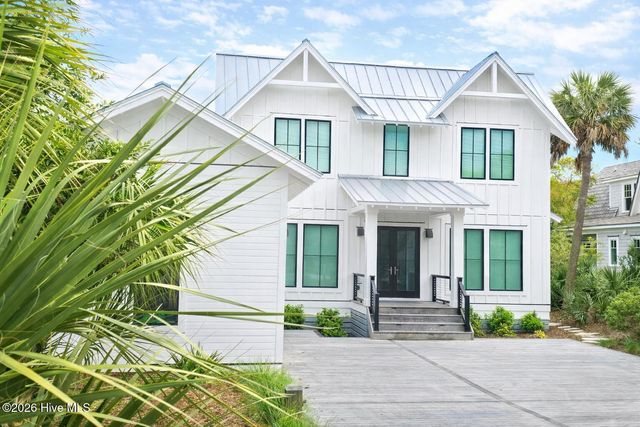 196 Portsmouth Way, Southport, NC 28461