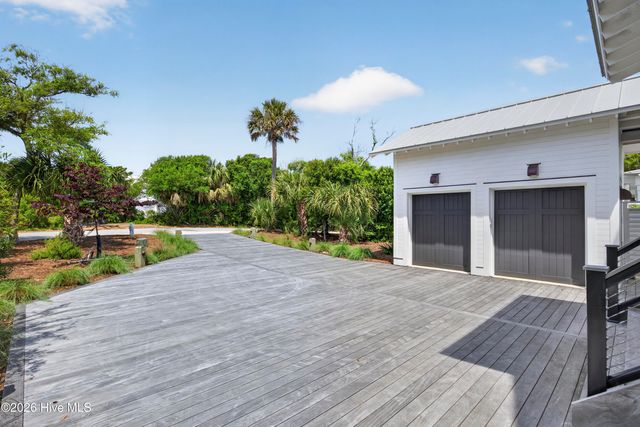 196 Portsmouth Way, Southport, NC 28461