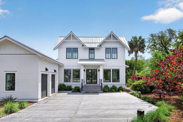 196 Portsmouth Way, Southport, NC 28461