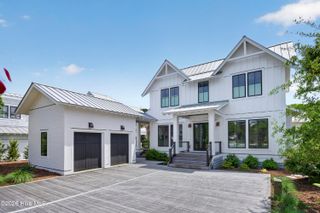 196 Portsmouth Way, Southport, NC 28461