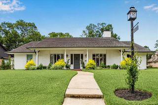 10047 Doliver Drive, Houston, TX 77042