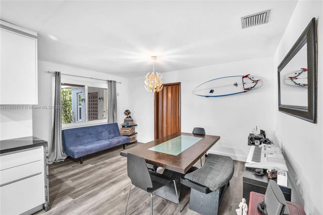 100 NW 123rd St, North Miami, FL 33168