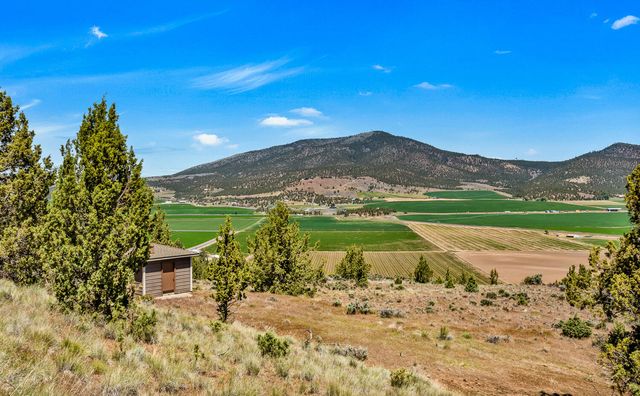 9075 NW Panorama View, Prineville, OR 97754