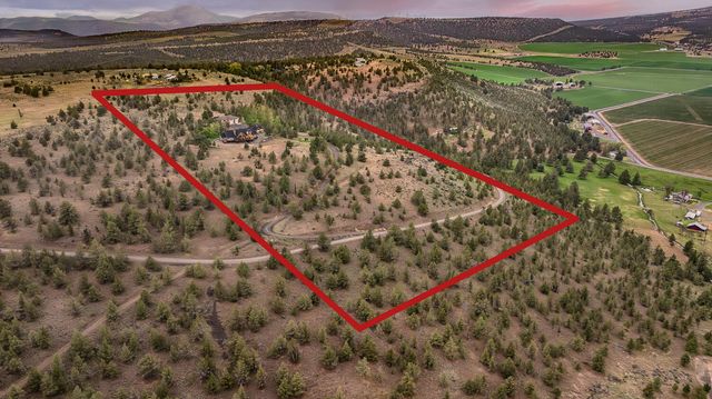 9075 NW Panorama View, Prineville, OR 97754
