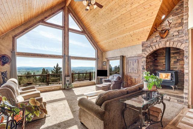 9075 NW Panorama View, Prineville, OR 97754