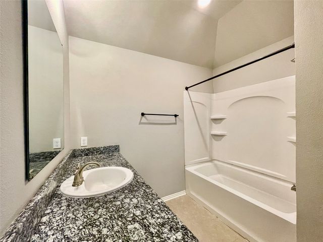 3115 N Hickory Street, Sherman, TX 75092
