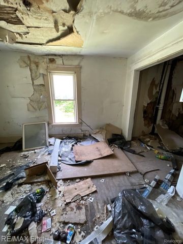 107 Sturtevant Street, Highland Park, MI 48203