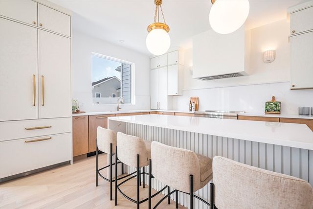 15 Jewett Pl B, Newton, MA 02458