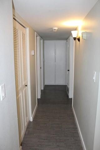 757 E Loyola Drive, Tempe, AZ 85282