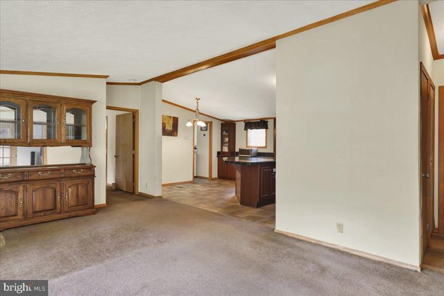 137 MADGE DR, Lancaster, PA 17603