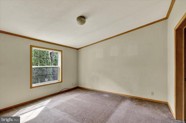 137 MADGE DR, Lancaster, PA 17603