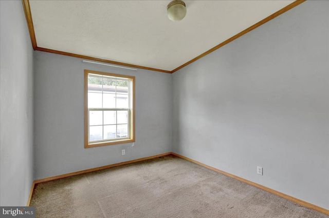 137 MADGE DR, Lancaster, PA 17603