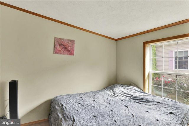 137 MADGE DR, Lancaster, PA 17603