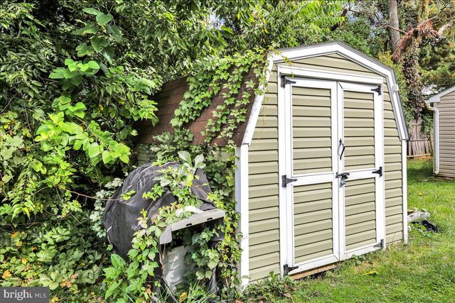 137 MADGE DR, Lancaster, PA 17603